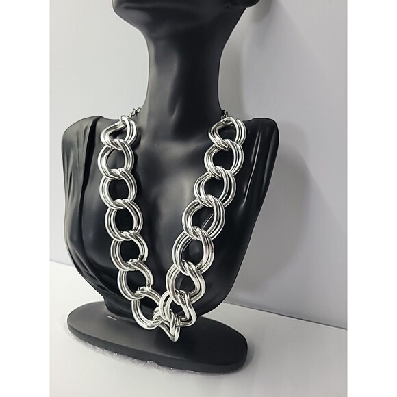 Chunky Silver Tone Link Necklace Oversized Chain Statement Collar - Picture 3 of 10